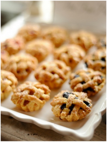 cookie table