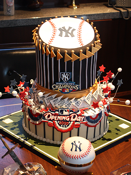 baseball cake