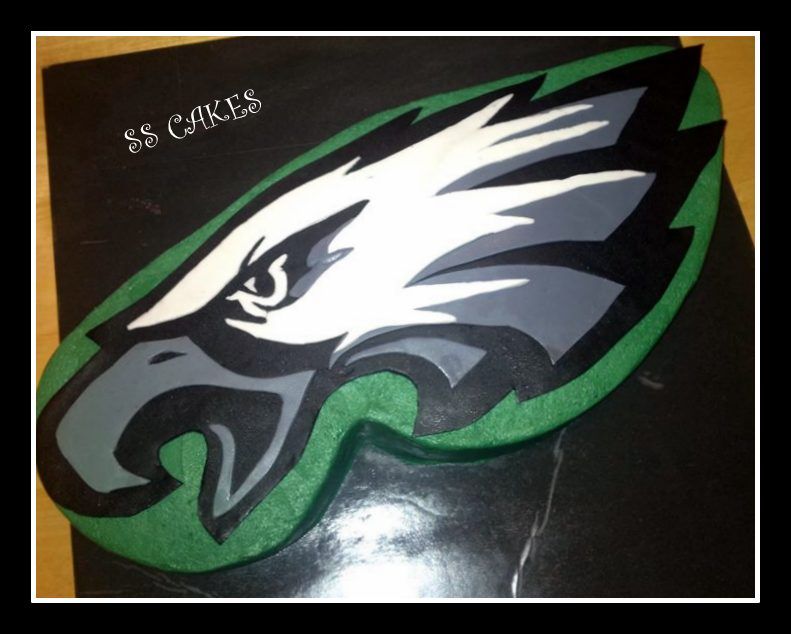 Philadelphia eagles cake