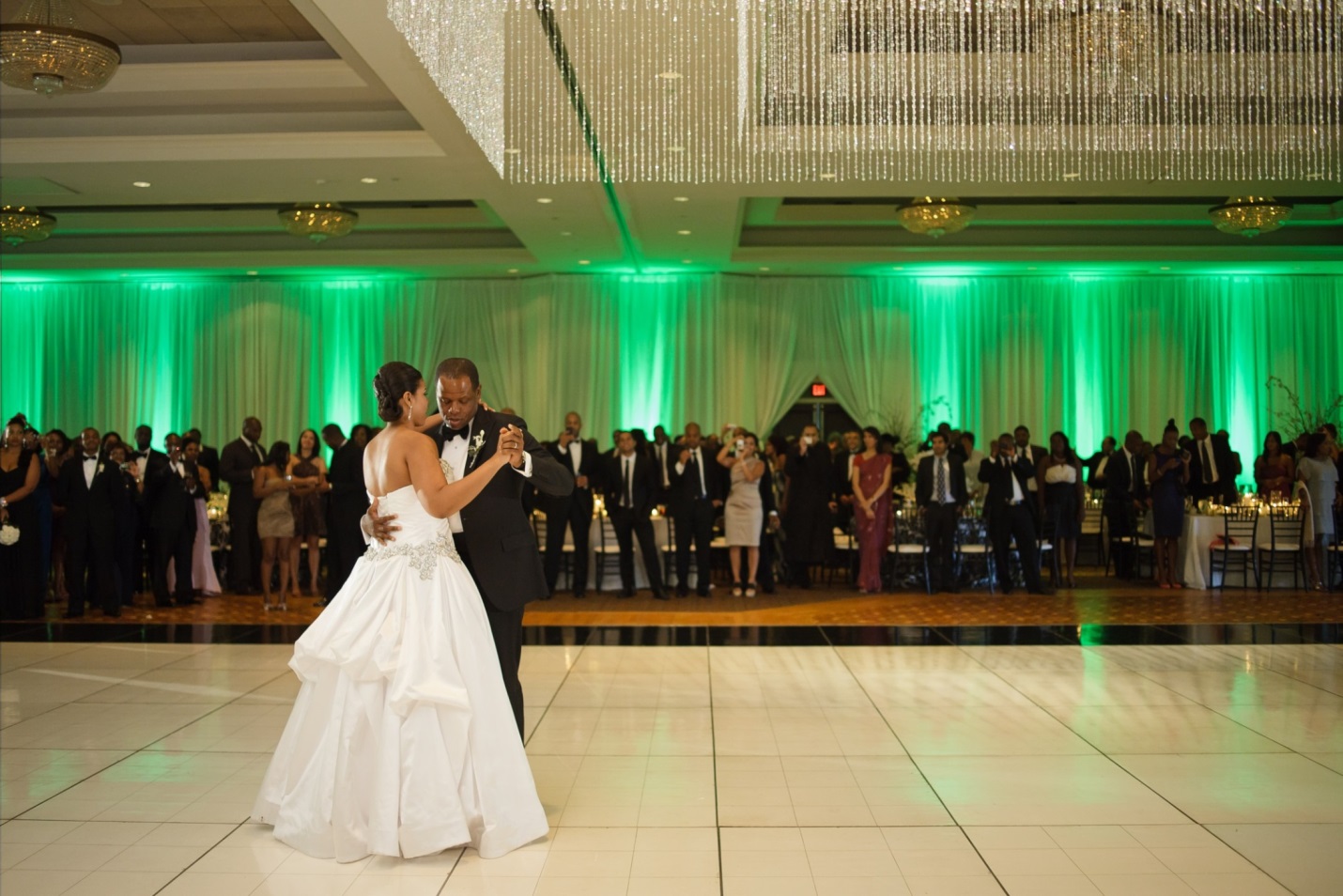 birde and groom dance