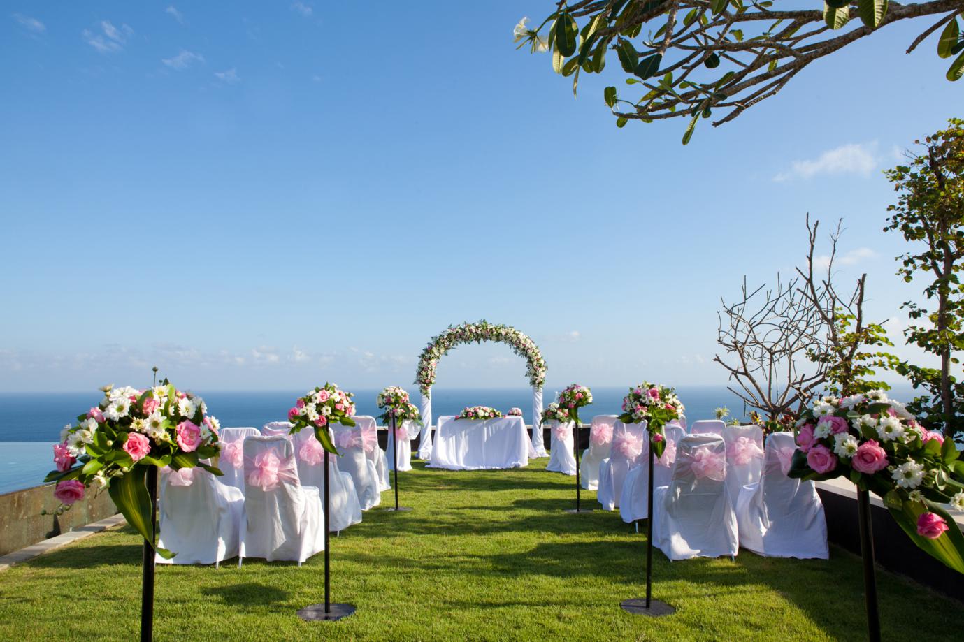 outdoor wedding venue